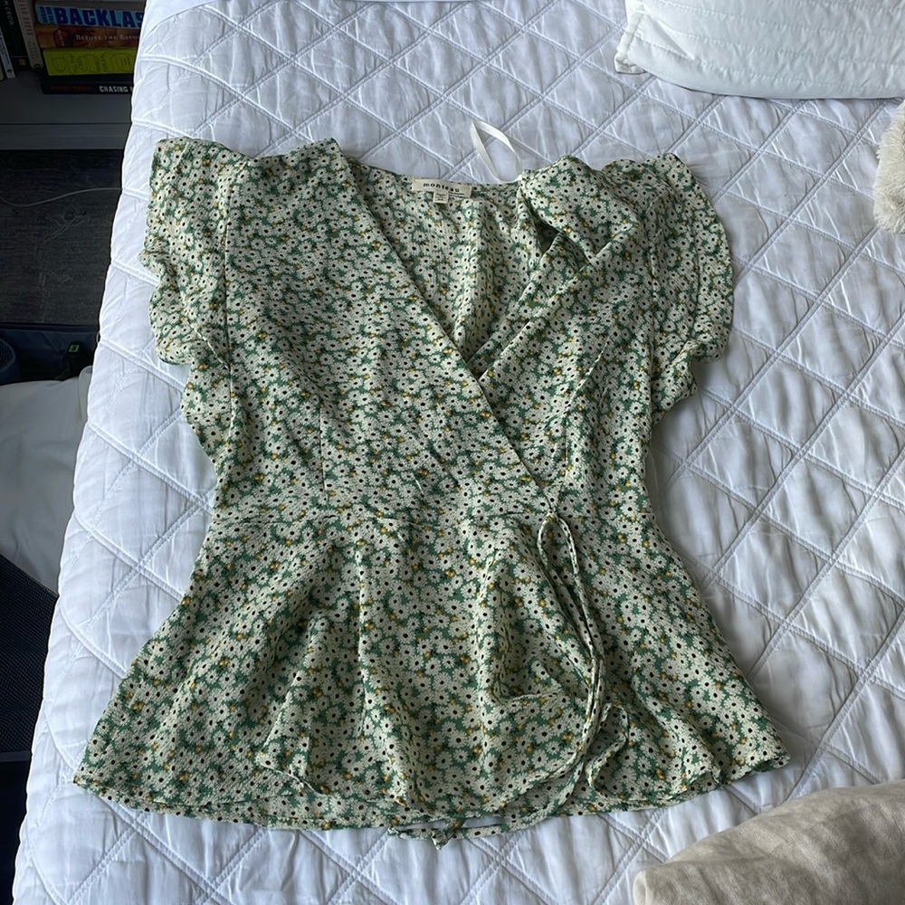Flowery top